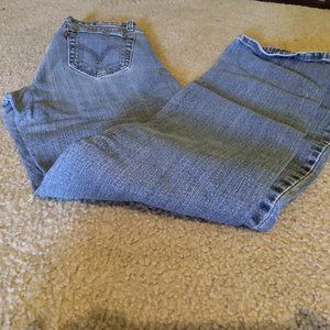 Levi Jeans 529